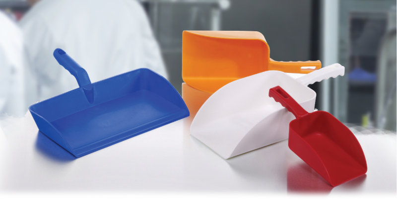 verschiedene HACCP Schaufeln die sich in Größe und Farbe unterscheiden
